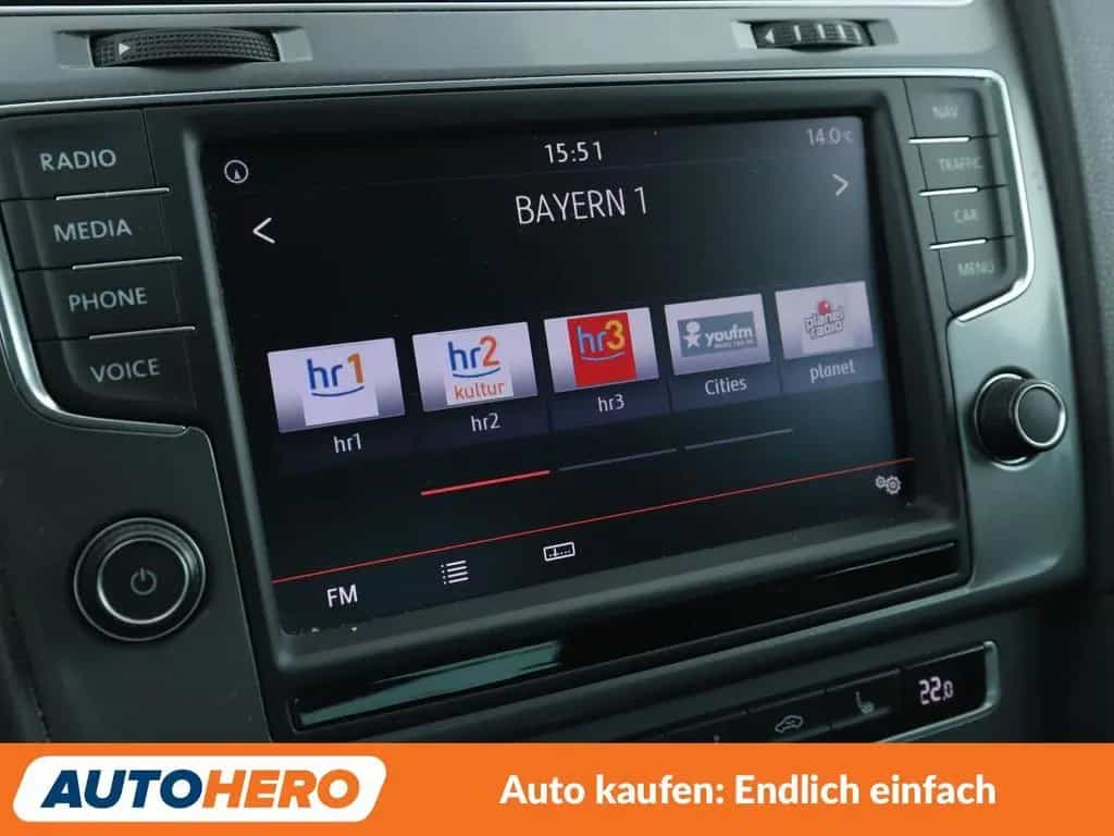Volkswagen Golf VII 1.2 TSI Lounge BlueMotion Tech Aut.*NAV 07/2015-photo-20