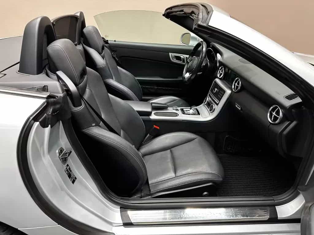 Mercedes-Benz SLC 300 Roadster**PANO*AIRSCARF*MEMORY*2.HAND** 10/2016-photo-15