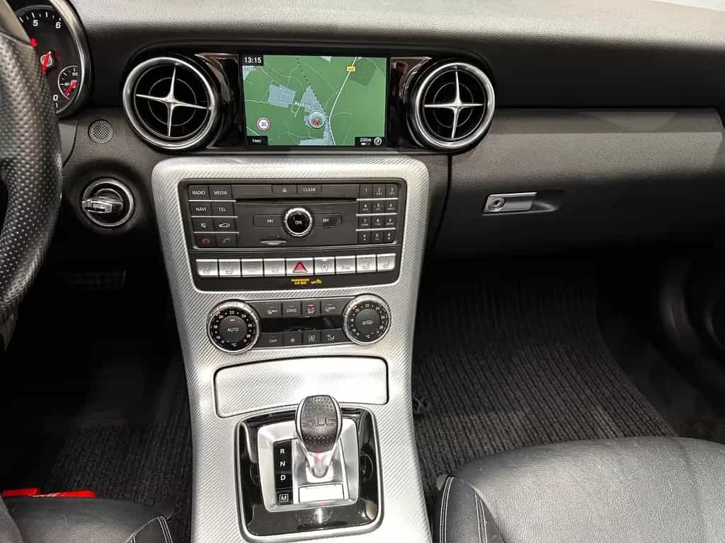 Mercedes-Benz SLC 300 Roadster**PANO*AIRSCARF*MEMORY*2.HAND** 10/2016-photo-21