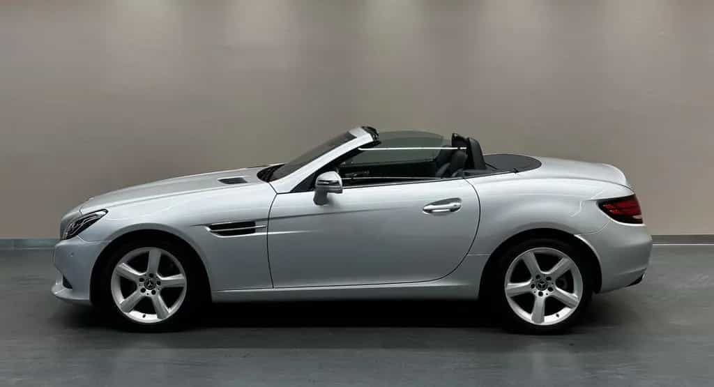 Mercedes-Benz SLC 300 Roadster**PANO*AIRSCARF*MEMORY*2.HAND** 10/2016-photo-4