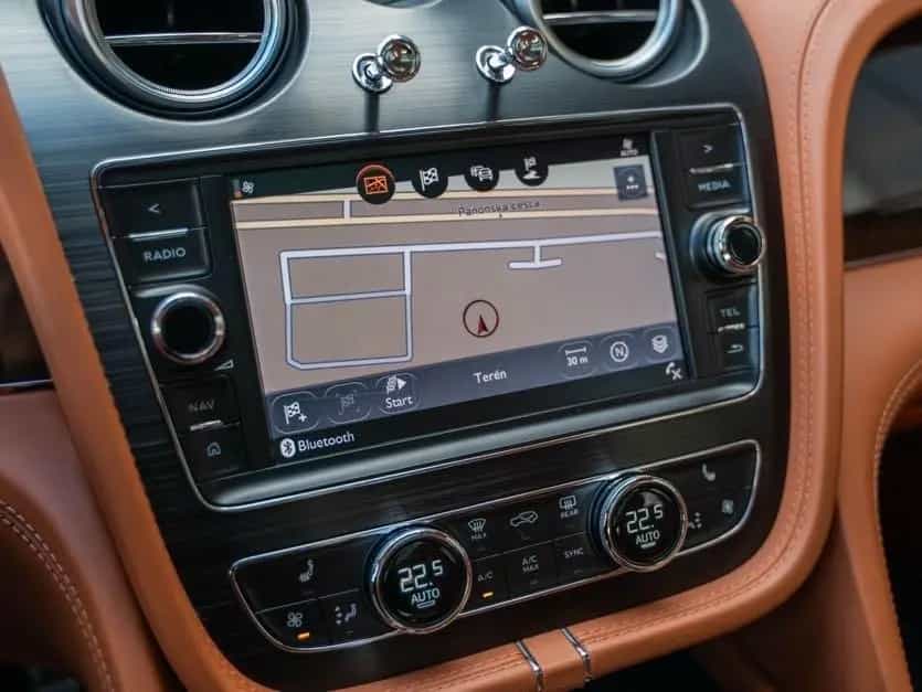 Bentley Bentayga 4.0 V8 Diesel 4WD*ONYX/NEWMARKET TAN 10/2017-photo-15