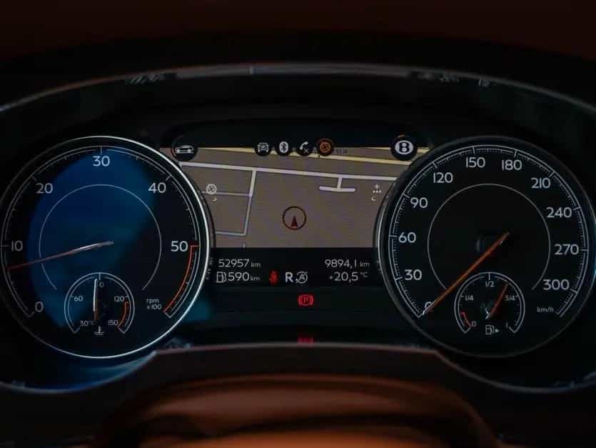 Bentley Bentayga 4.0 V8 Diesel 4WD*ONYX/NEWMARKET TAN 10/2017-photo-20