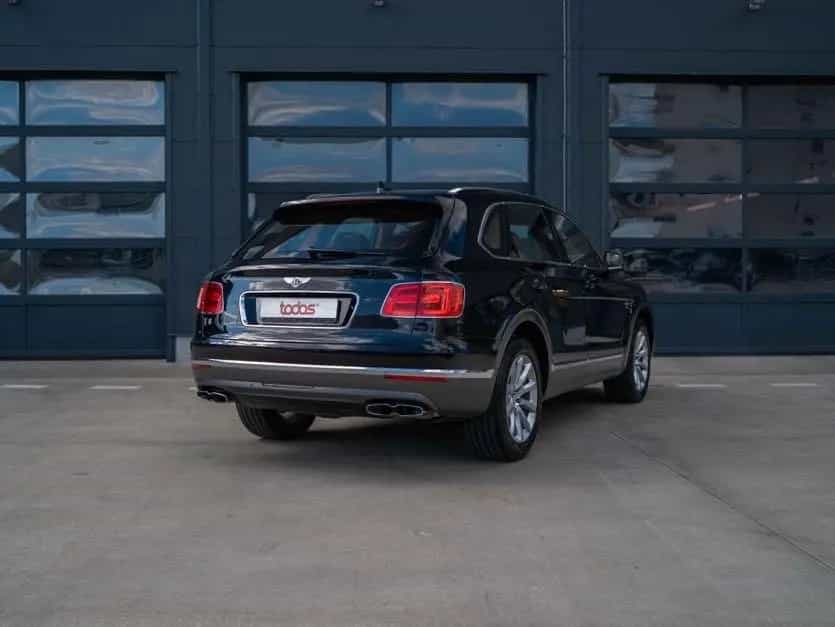 Bentley Bentayga 4.0 V8 Diesel 4WD*ONYX/NEWMARKET TAN 10/2017-photo-4
