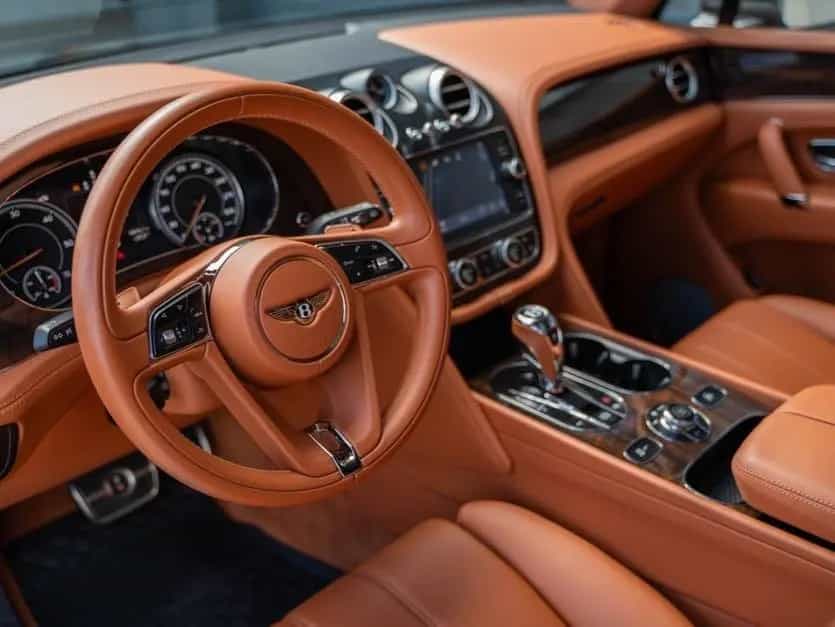 Bentley Bentayga 4.0 V8 Diesel 4WD*ONYX/NEWMARKET TAN 10/2017-photo-8