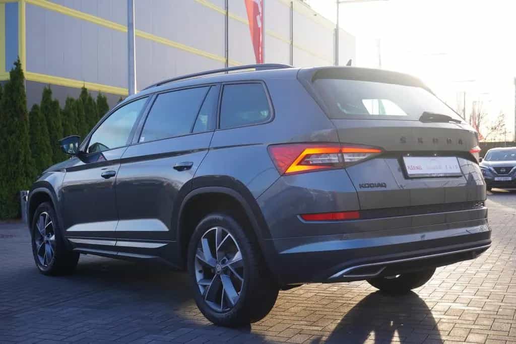 Skoda Kodiaq 1.5 TSI Sportline ACC 7-Sitzer AHK Kamera 08/2020-photo-2