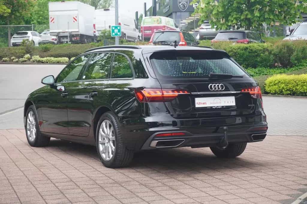 Audi A4 Avant 45 2.0 TFSI quattro S-Tronic LED Kamera 02/2022-photo-2