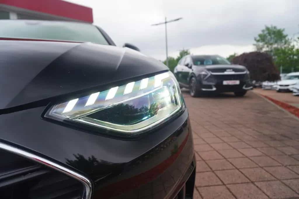 Audi A4 Avant 45 2.0 TFSI quattro S-Tronic LED Kamera 02/2022-photo-38