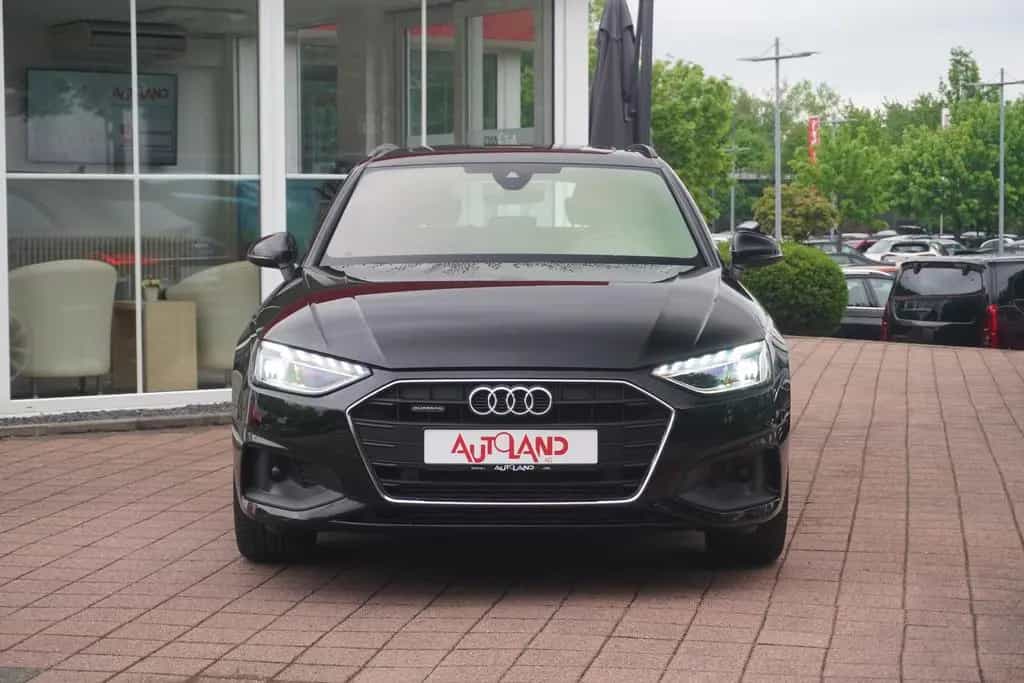 Audi A4 Avant 45 2.0 TFSI quattro S-Tronic LED Kamera 02/2022-photo-5