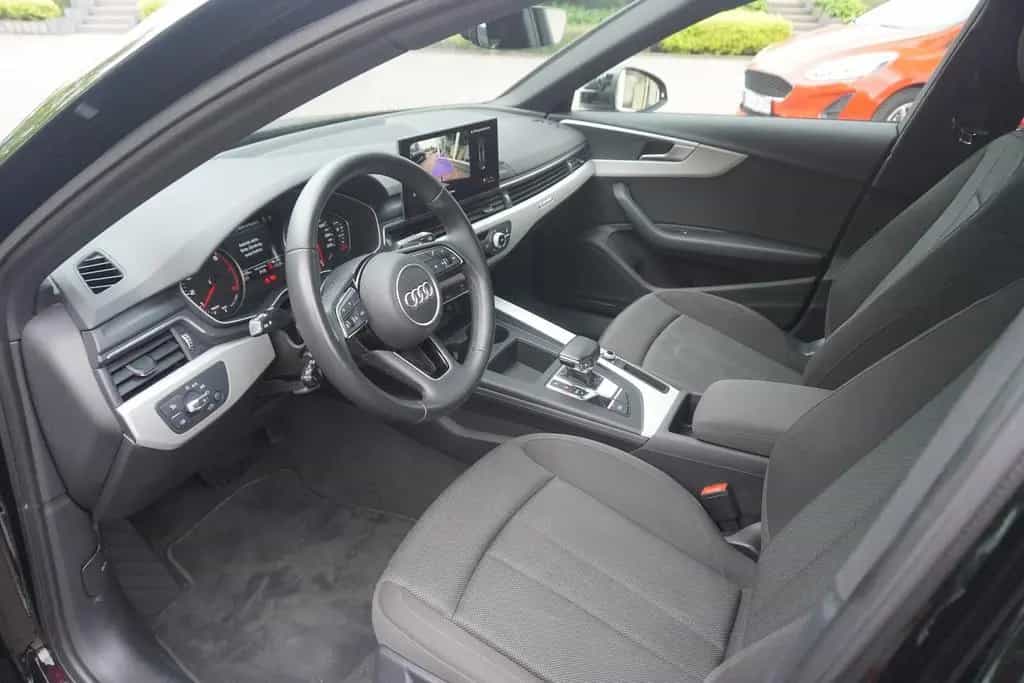 Audi A4 Avant 45 2.0 TFSI quattro S-Tronic LED Kamera 02/2022-photo-6