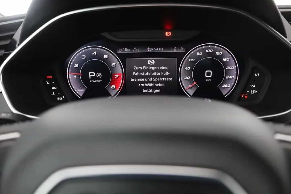 Audi Q3 Sportback 45 TFSI quattro S-Line LED Navi PDC 05/2020-photo-18