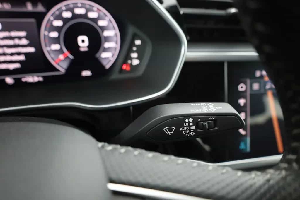 Audi Q3 Sportback 45 TFSI quattro S-Line LED Navi PDC 05/2020-photo-21