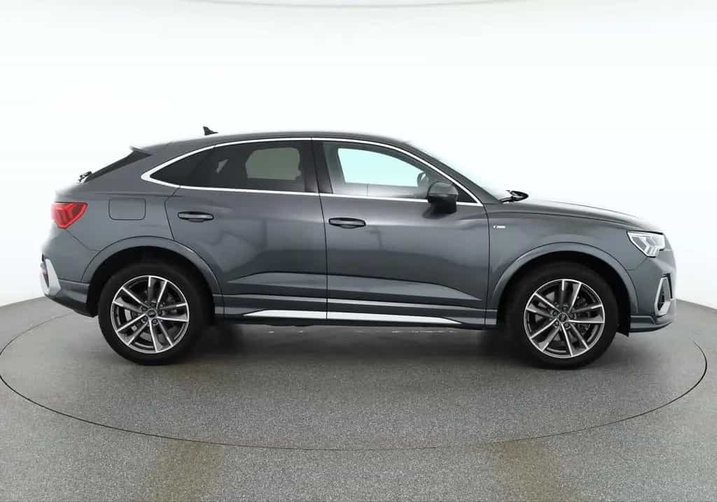 Audi Q3 Sportback 45 TFSI quattro S-Line LED Navi PDC 05/2020-photo-5