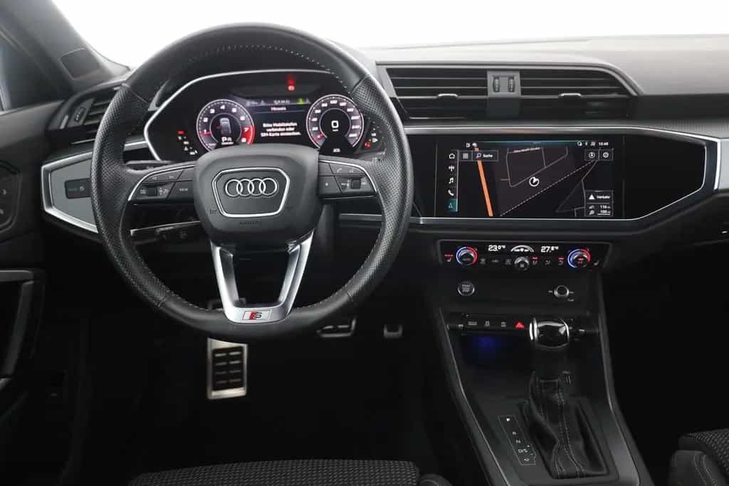 Audi Q3 Sportback 45 TFSI quattro S-Line LED Navi PDC 05/2020-photo-9