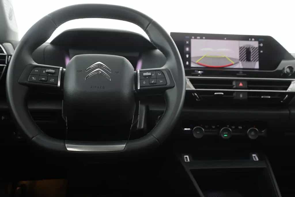 Citroën C4 PureTech 130 Aut. LED ACC Navi Pano 07/2024-photo-9