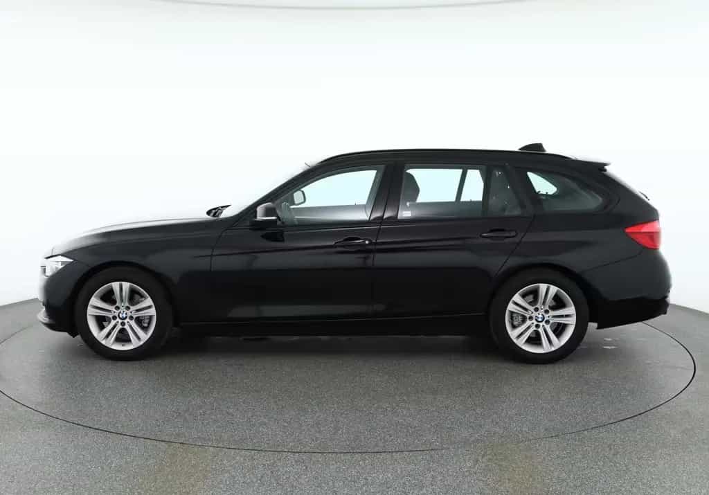 BMW 320 i Touring Sport Line LED Navi Sitzheizung PDC 03/2019-photo-1