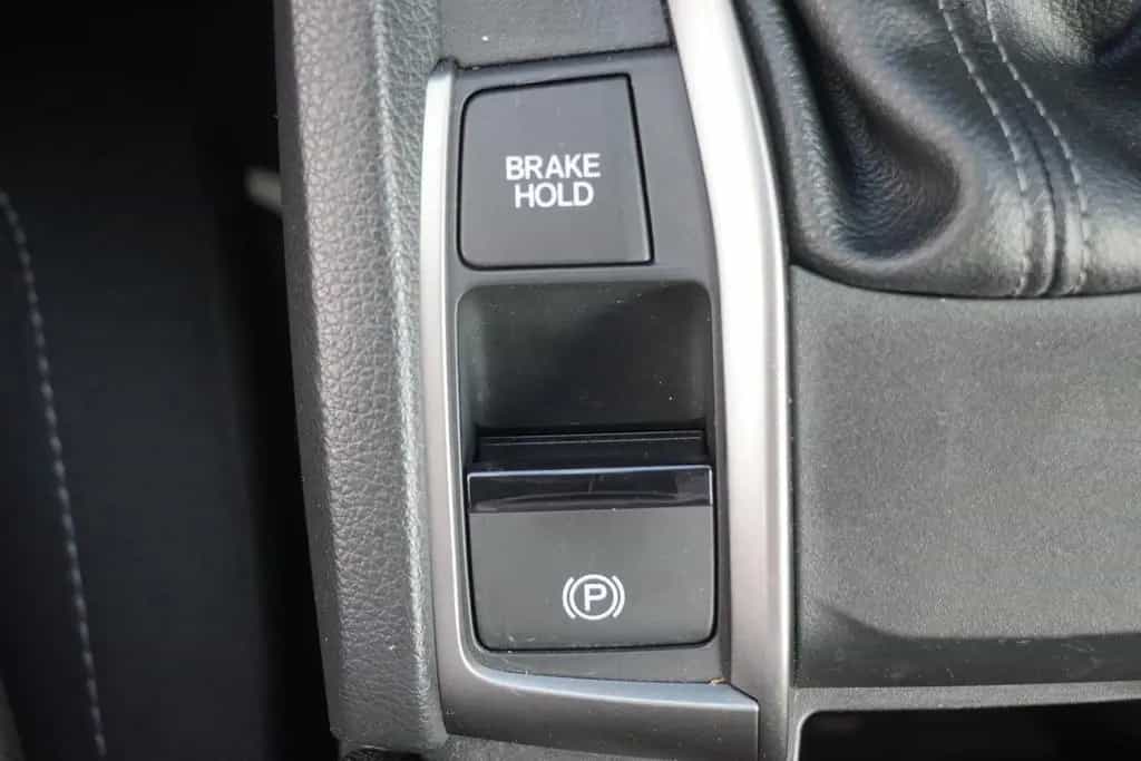 Honda Civic 1.0 Comfort Navi ACC Klimaaut. USB 04/2018-photo-27