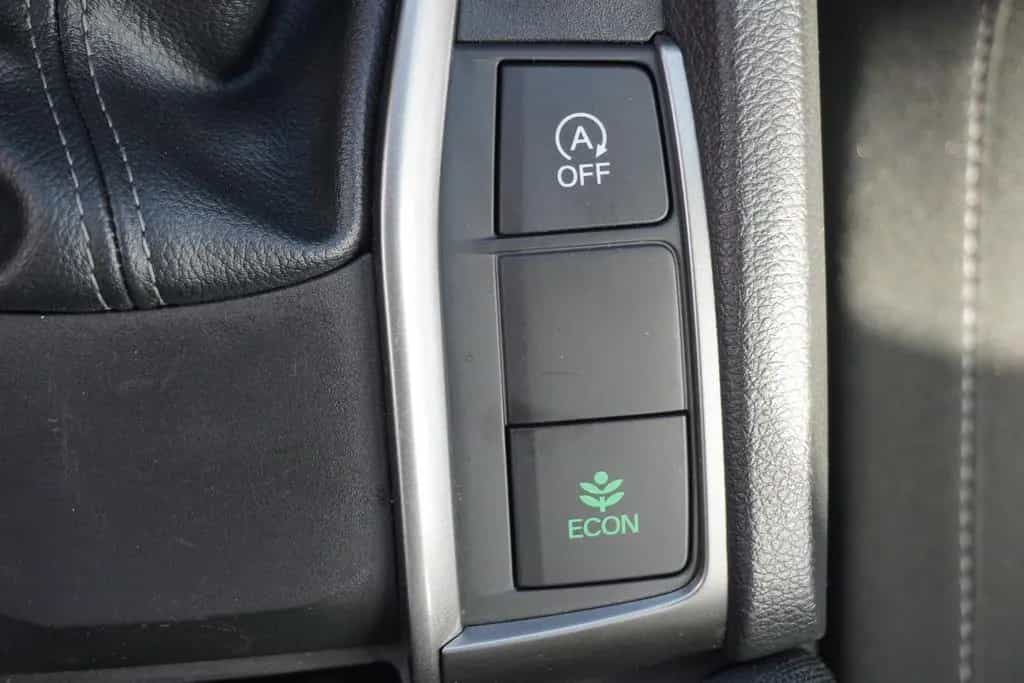 Honda Civic 1.0 Comfort Navi ACC Klimaaut. USB 04/2018-photo-28