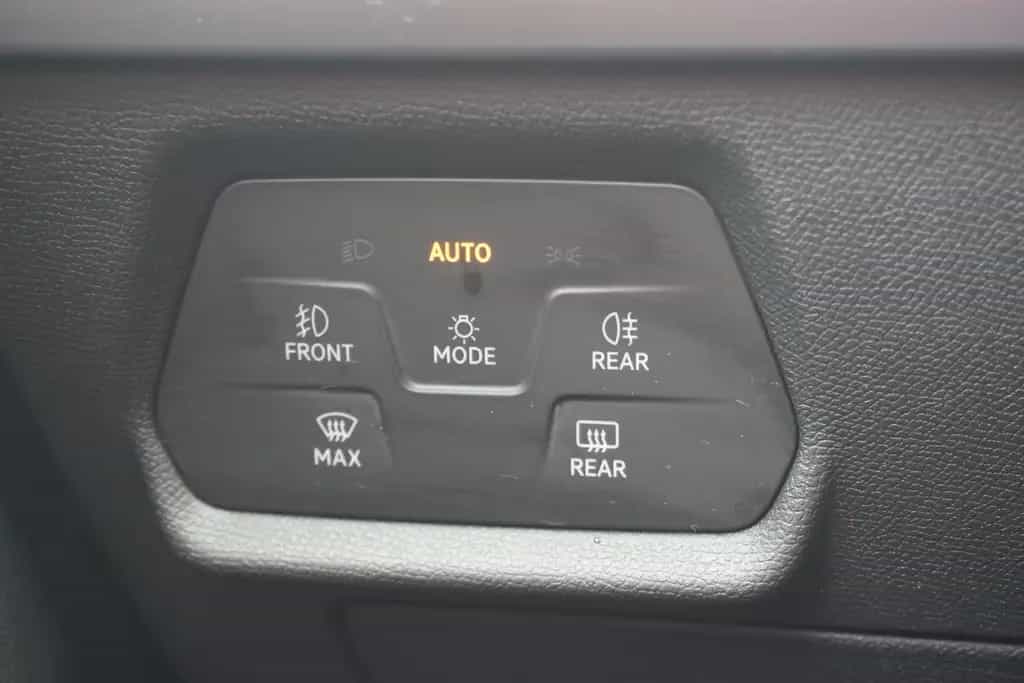 Seat Leon ST 1.5TSI FR n.Mod. LED Navi SHZ VC 06/2021-photo-20