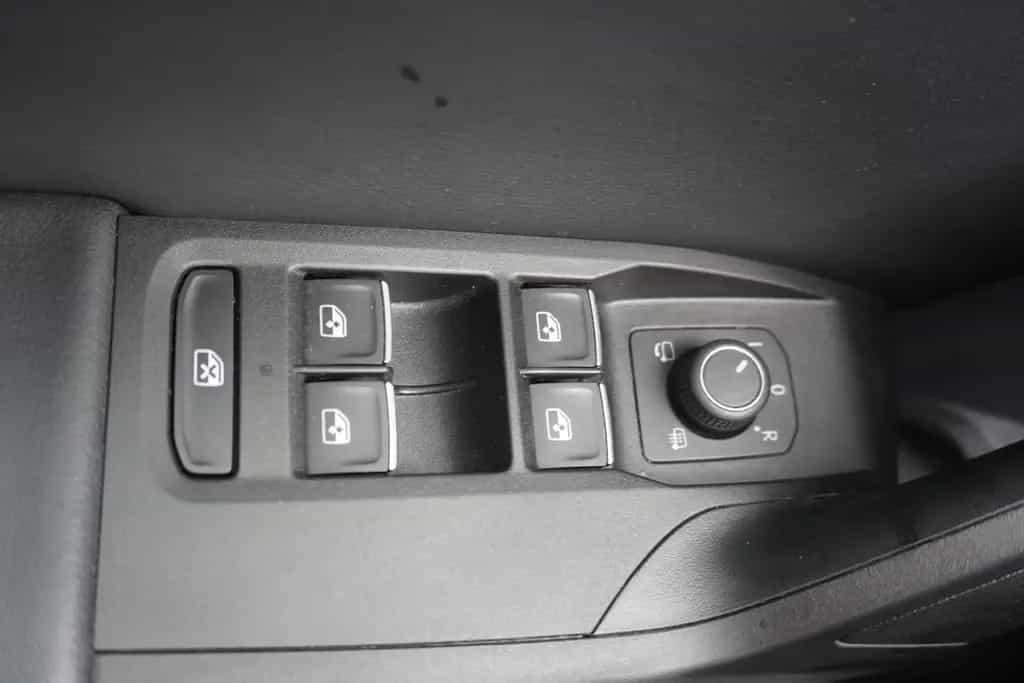 Seat Leon ST 1.5TSI FR n.Mod. LED Navi SHZ VC 06/2021-photo-21