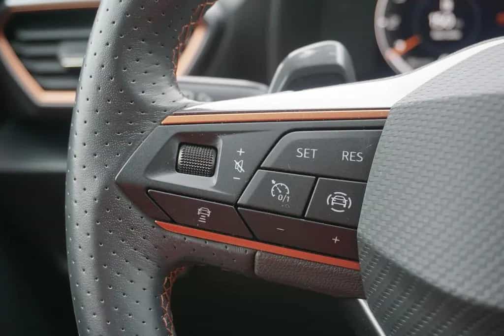 Cupra Formentor 1.5 TSI LED ACC Kamera Teilleder DAB 02/2023-photo-20