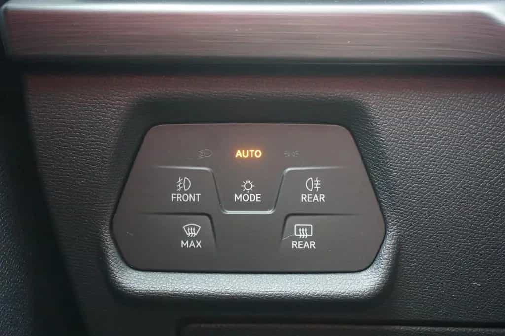 Cupra Formentor 1.5 TSI LED ACC Kamera Teilleder DAB 02/2023-photo-24
