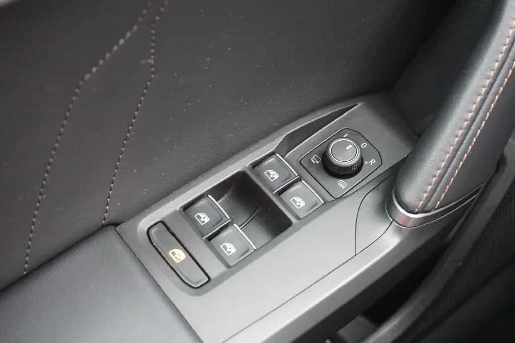 Cupra Formentor 1.5 TSI LED ACC Kamera Teilleder DAB 02/2023-photo-30