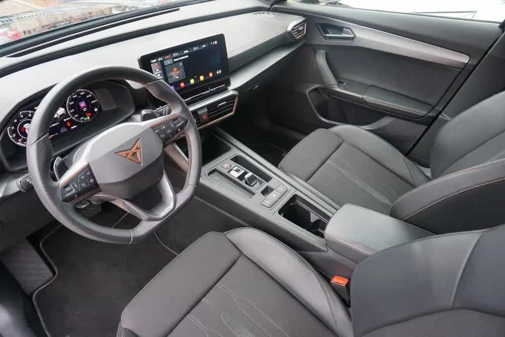 Cupra Formentor 1.5 TSI LED ACC Kamera Teilleder DAB 02/2023-photo-7