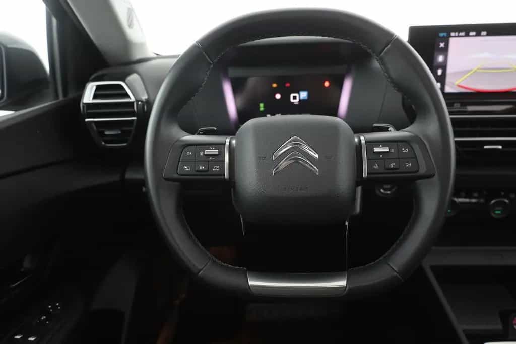 Citroën C4 PureTech 130 Aut. LED ACC Navi Pano 06/2024-photo-14