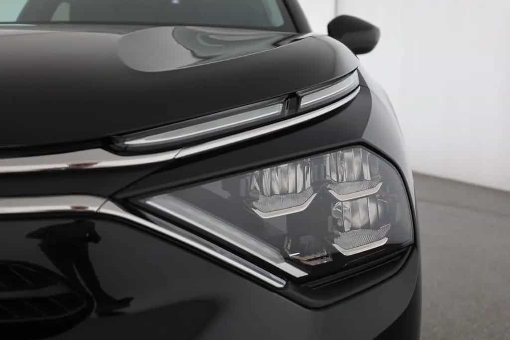 Citroën C4 PureTech 130 Aut. LED ACC Navi Pano 06/2024-photo-28