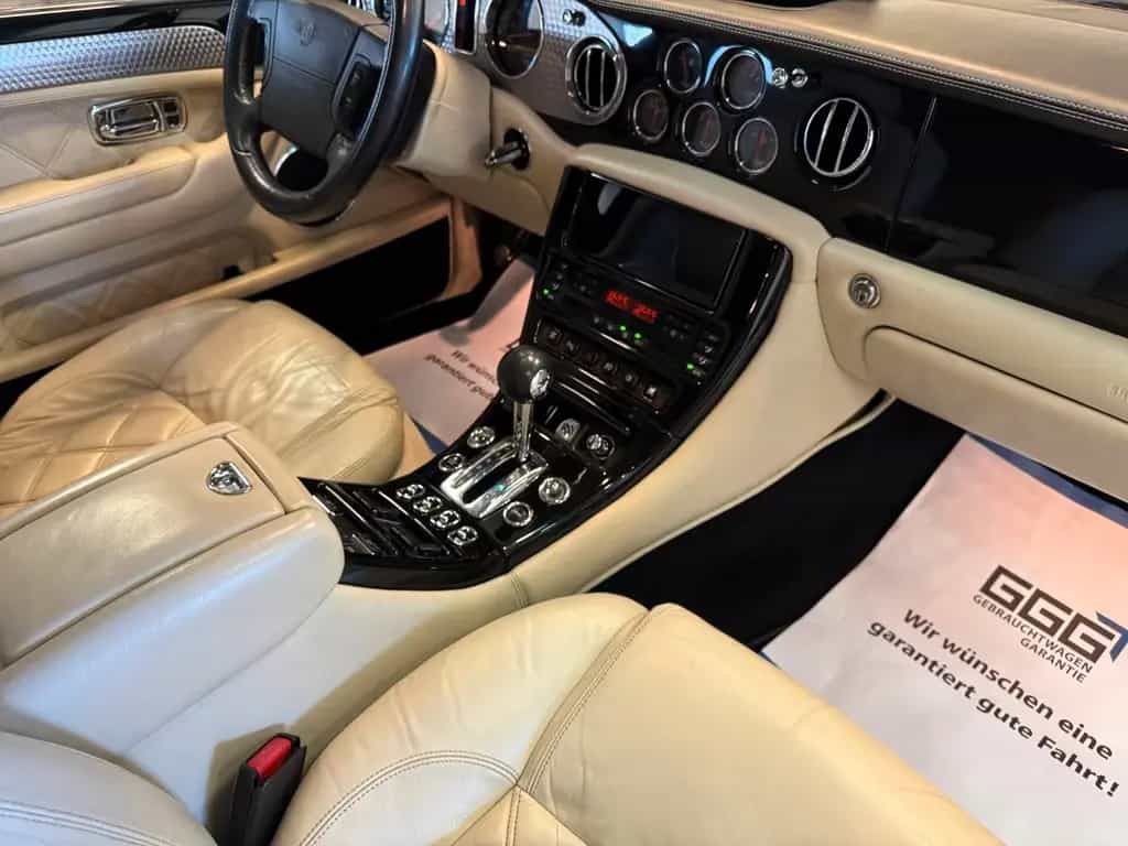 Bentley Arnage T V8  // TV / Sonderlackierung / SHZ 08/2003-photo-15