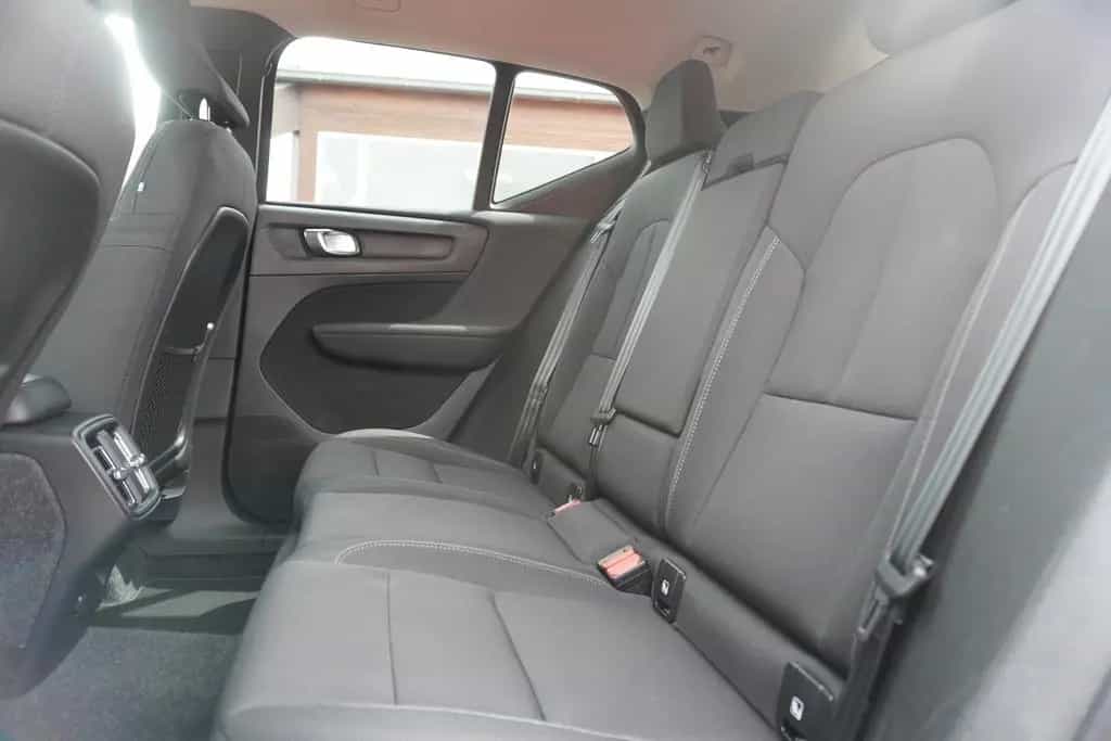Volvo XC40 1.5 Momentum Pro Geartronic LED Navi AHK 08/2021-photo-10