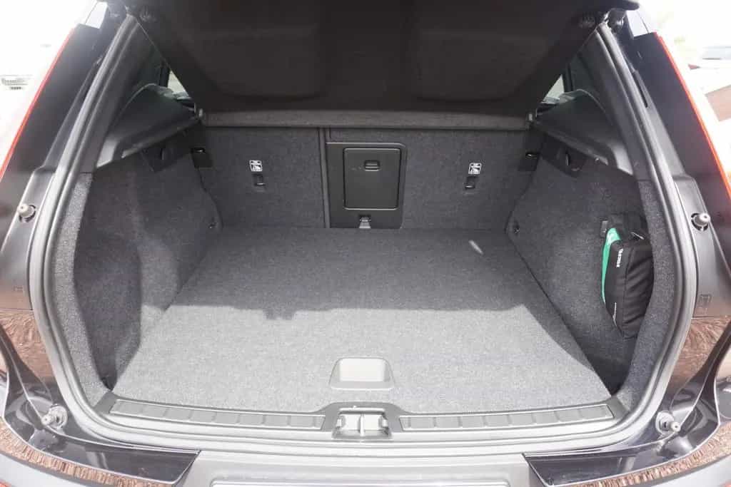 Volvo XC40 1.5 Momentum Pro Geartronic LED Navi AHK 08/2021-photo-12