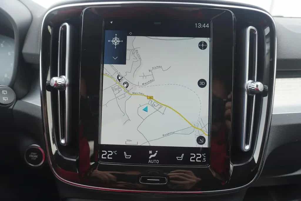 Volvo XC40 1.5 Momentum Pro Geartronic LED Navi AHK 08/2021-photo-14