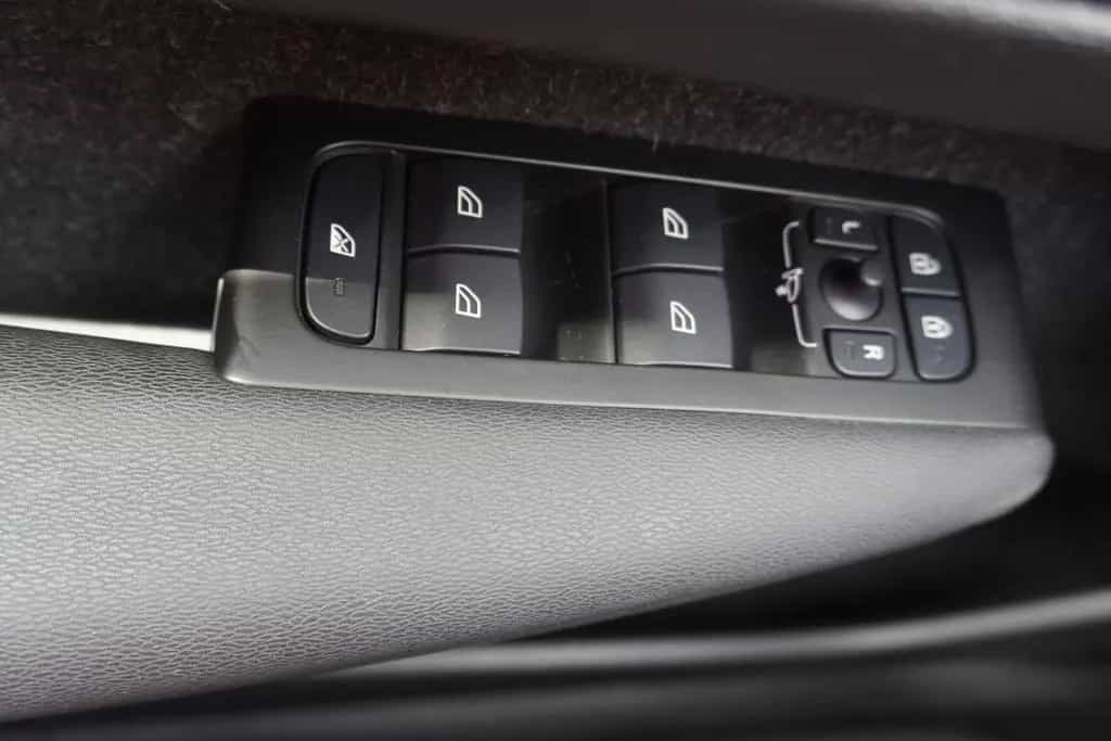 Volvo XC40 1.5 Momentum Pro Geartronic LED Navi AHK 08/2021-photo-21