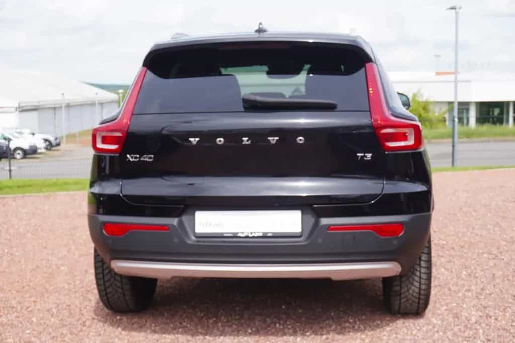 Volvo XC40 1.5 Momentum Pro Geartronic LED Navi AHK 08/2021-photo-3