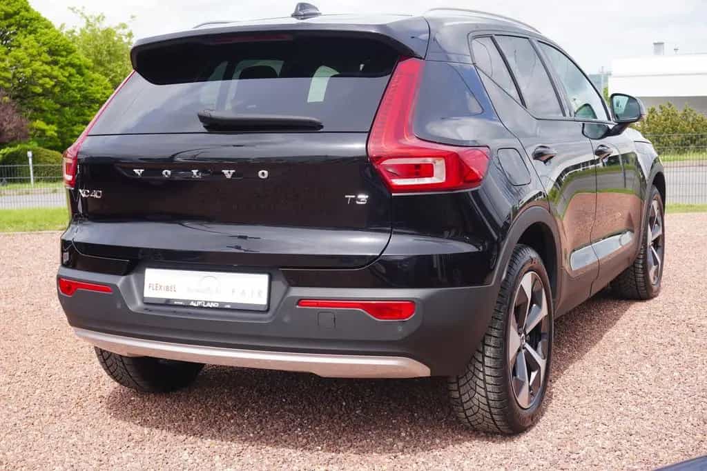 Volvo XC40 1.5 Momentum Pro Geartronic LED Navi AHK 08/2021-photo-4