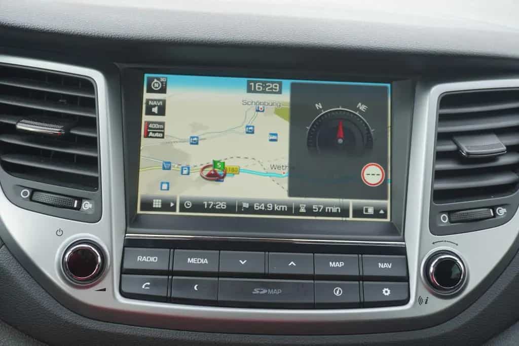 Hyundai TUCSON 1.6 T-GDI Premium 4WD LED PDC Kamera Navi 05/2017-photo-14