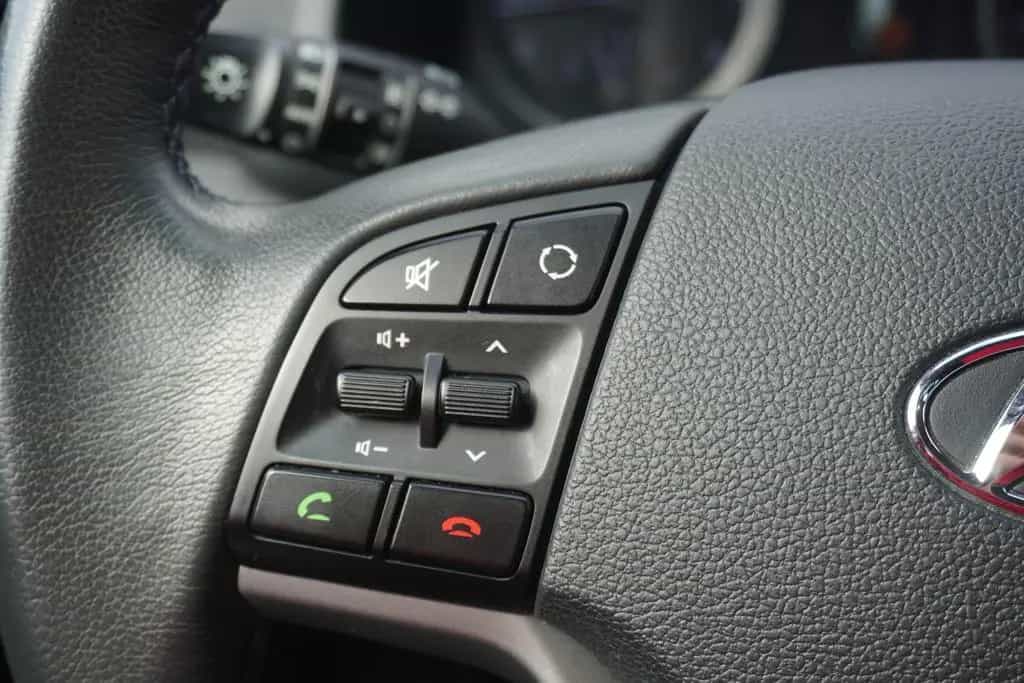 Hyundai TUCSON 1.6 T-GDI Premium 4WD LED PDC Kamera Navi 05/2017-photo-18