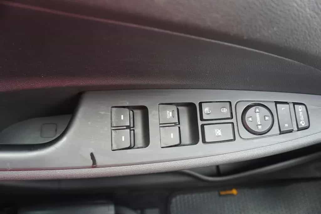 Hyundai TUCSON 1.6 T-GDI Premium 4WD LED PDC Kamera Navi 05/2017-photo-23