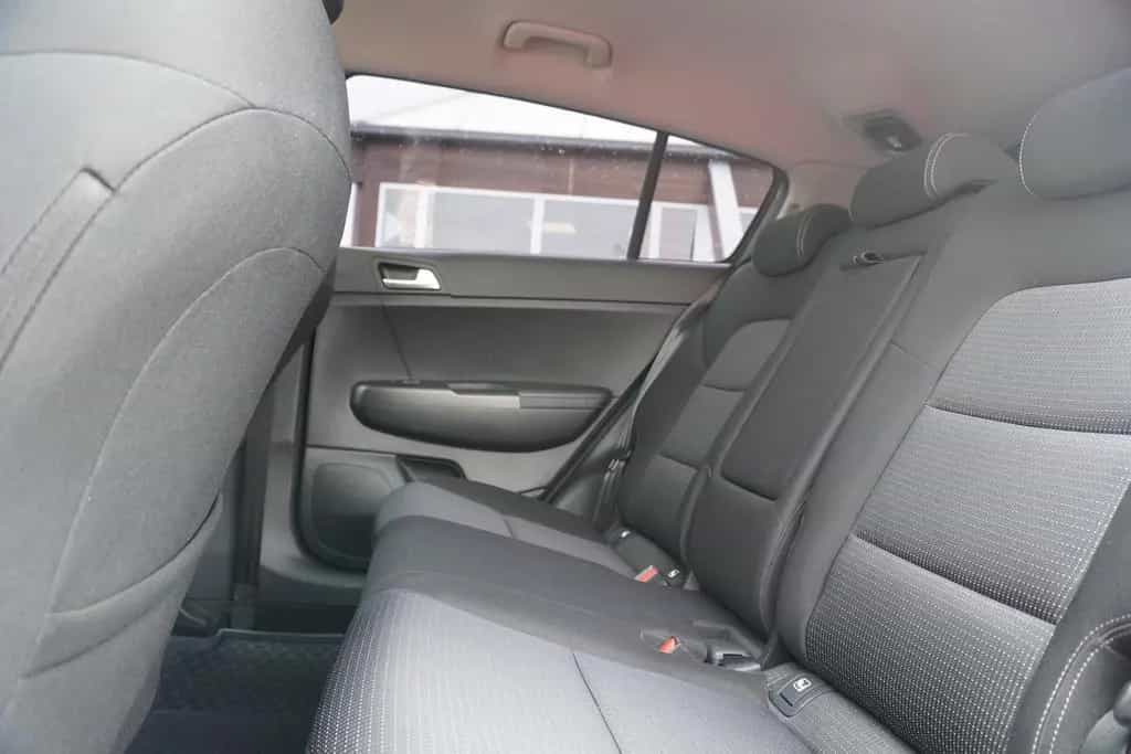 Kia Sportage 1.6 T-GDI 4WD Aut. Navi AHK Kamera PDC 08/2020-photo-12