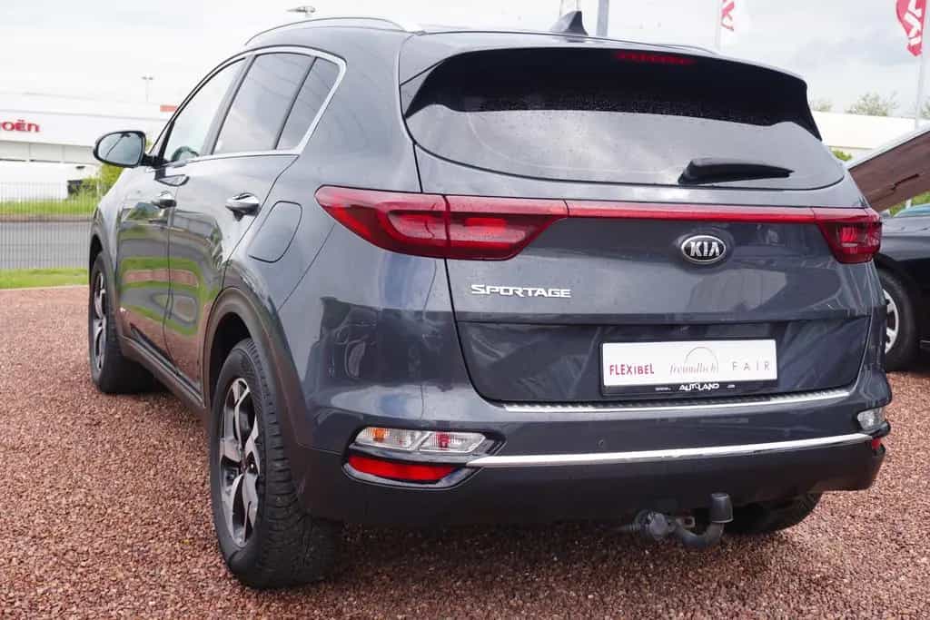 Kia Sportage 1.6 T-GDI 4WD Aut. Navi AHK Kamera PDC 08/2020-photo-2