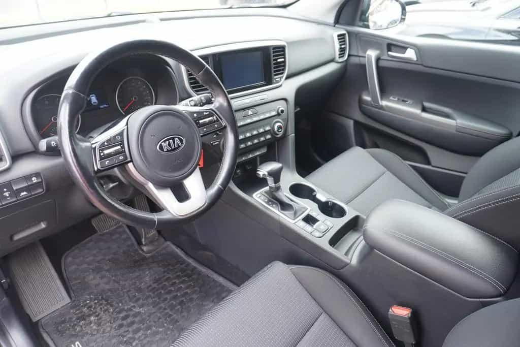 Kia Sportage 1.6 T-GDI 4WD Aut. Navi AHK Kamera PDC 08/2020-photo-8