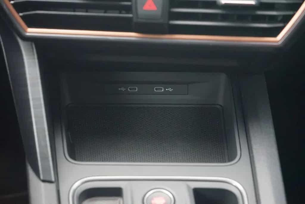 Cupra Leon 2.0 TSI DSG LED Navi SHZ Kam ACC VC 05/2023-photo-11