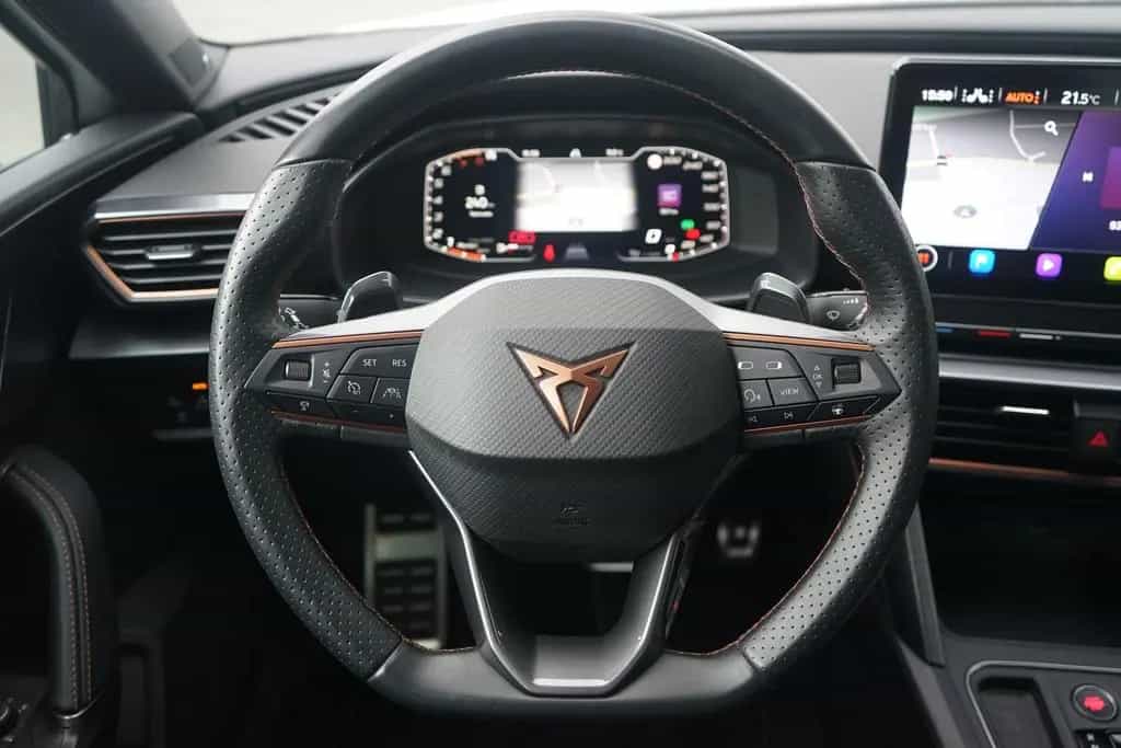 Cupra Leon 2.0 TSI DSG LED Navi SHZ Kam ACC VC 05/2023-photo-13