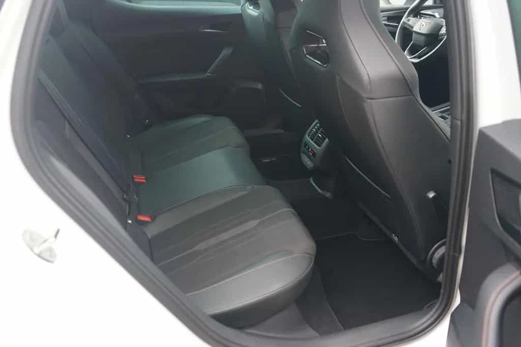 Cupra Leon 2.0 TSI DSG LED Navi SHZ Kam ACC VC 05/2023-photo-21