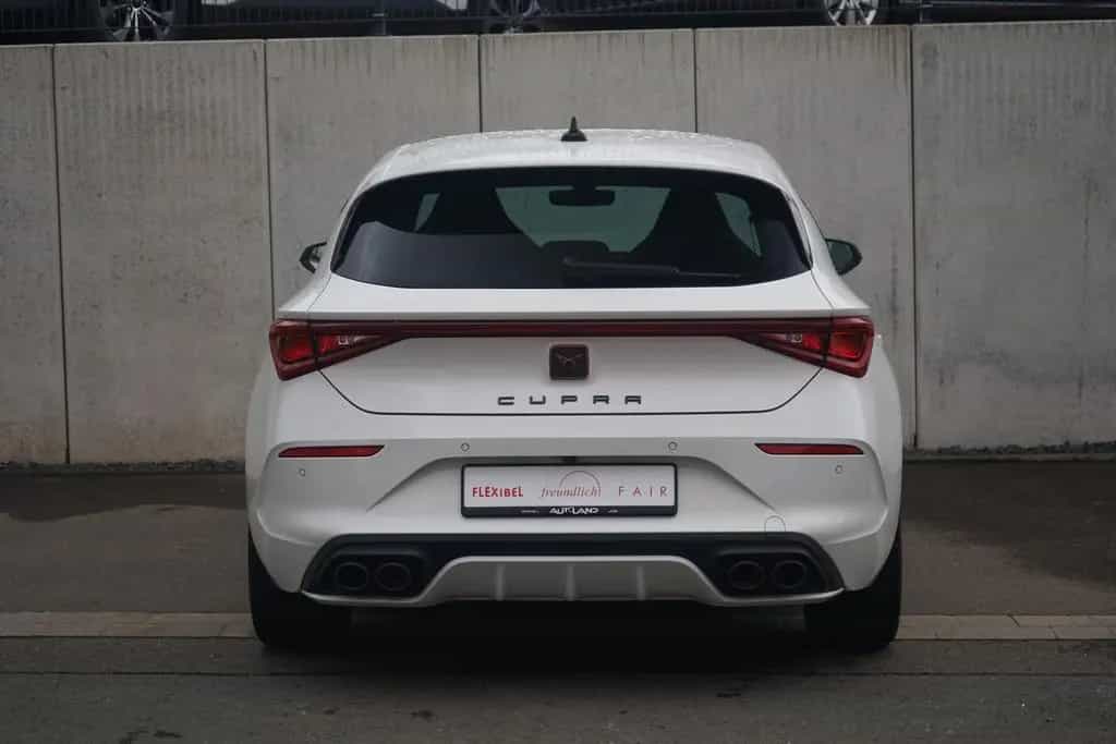 Cupra Leon 2.0 TSI DSG LED Navi SHZ Kam ACC VC 05/2023-photo-3