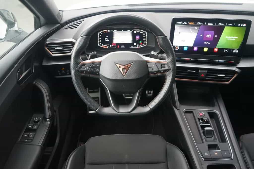 Cupra Leon 2.0 TSI DSG LED Navi SHZ Kam ACC VC 05/2023-photo-8