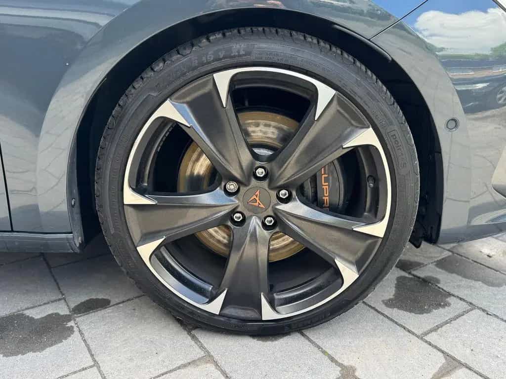 Cupra Leon Sportstourer VZ 4Drive 04/2022-photo-7