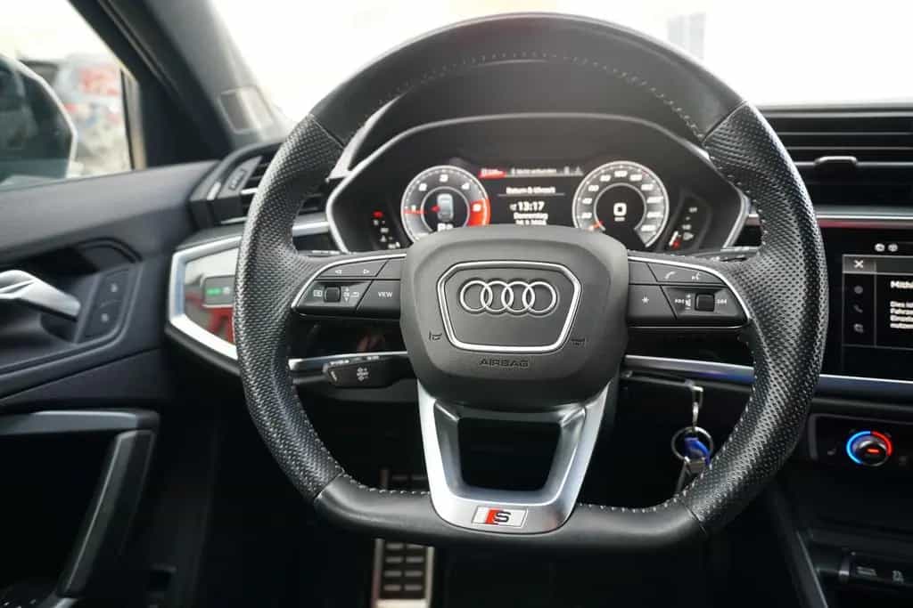 Audi Q3 Sportback 40 2.0 TDI quattro S-Line LED AHK 11/2020-photo-12