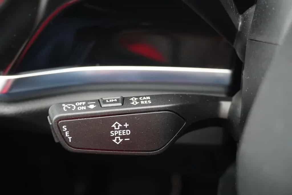 Audi Q3 Sportback 40 2.0 TDI quattro S-Line LED AHK 11/2020-photo-16